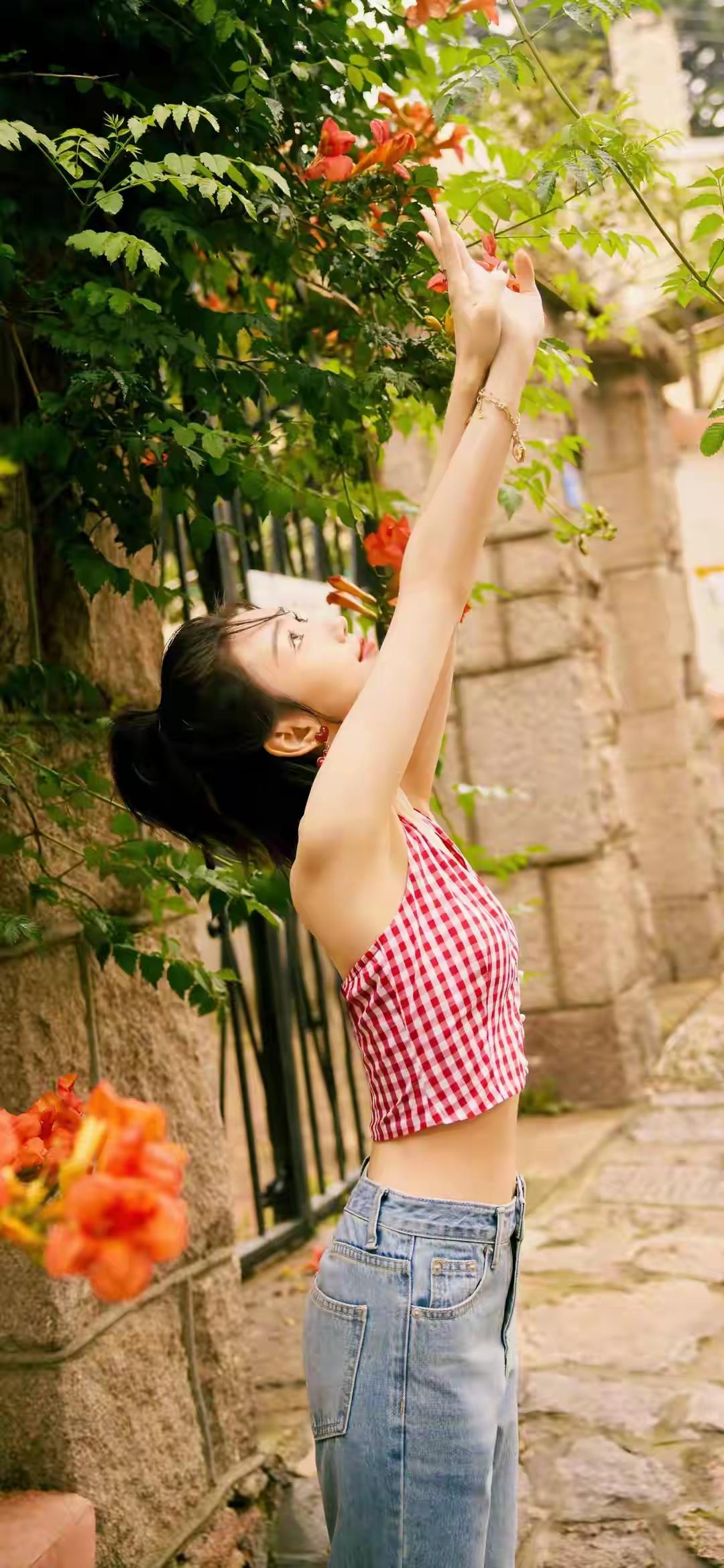 毛晓彤你今年还吃月饼吗