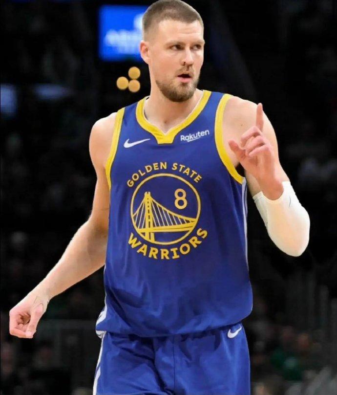 湖勇大战伤病情况：湖人：东契奇、蒂耶罗缺阵，肯纳德出战成疑勇士：巴特勒、库里