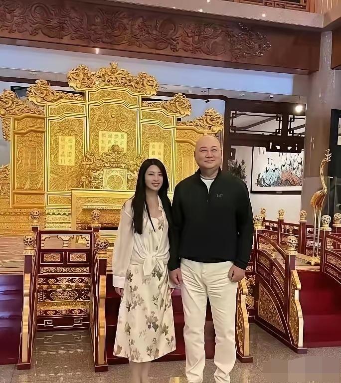 唐僧熬走了老佛爷，终于迎来自己的春天。