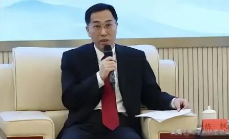 法学界的陈枫教授再次甩出一个重磅建议：凡是要来中国长期逗留的外籍留学生和商务务工