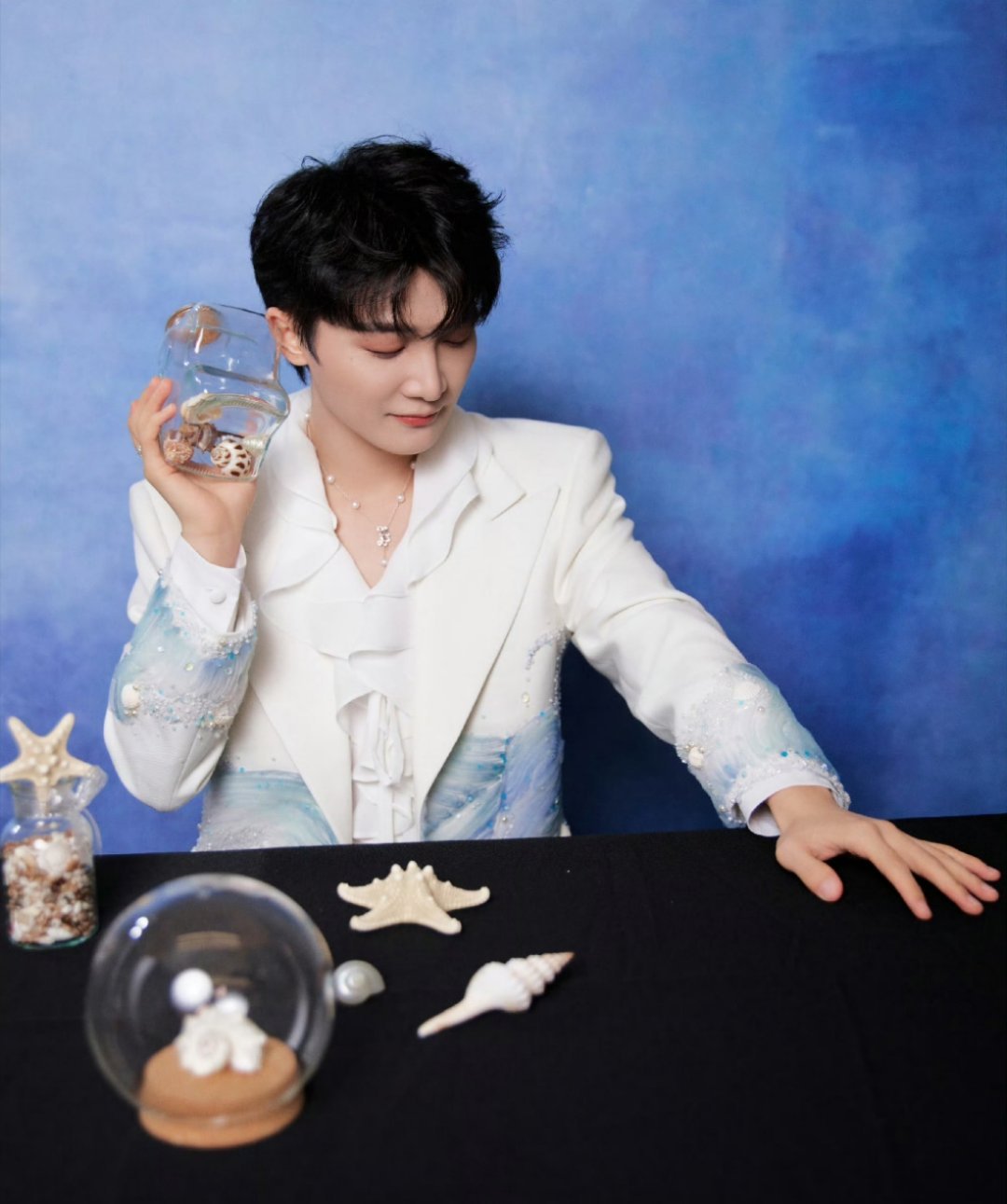 好听又好看的可爱周深！周深的歌都超好听～期待下次去到深深的演唱会​​​