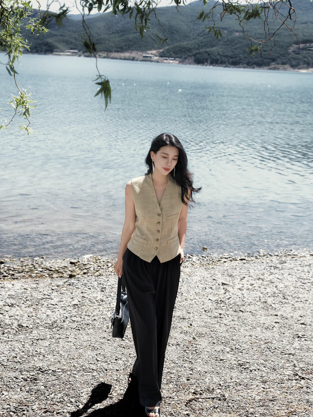 春日泸沽湖：心归处 是湖山