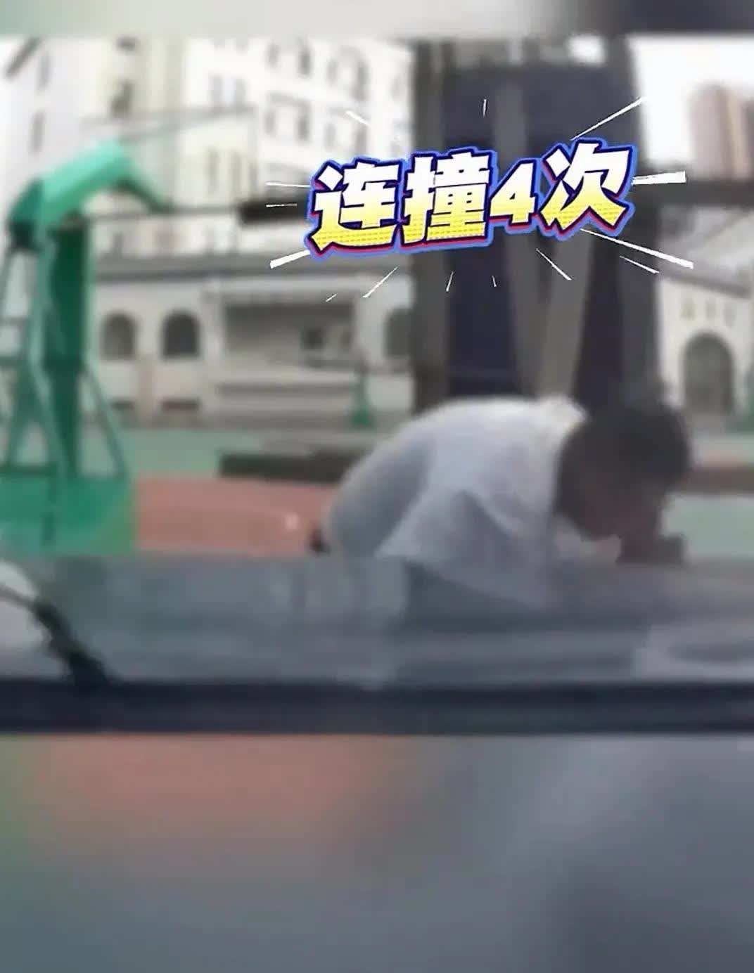 00后干倒80后，精神小伙闯下弥天大祸。近日，辽宁省沈阳市一