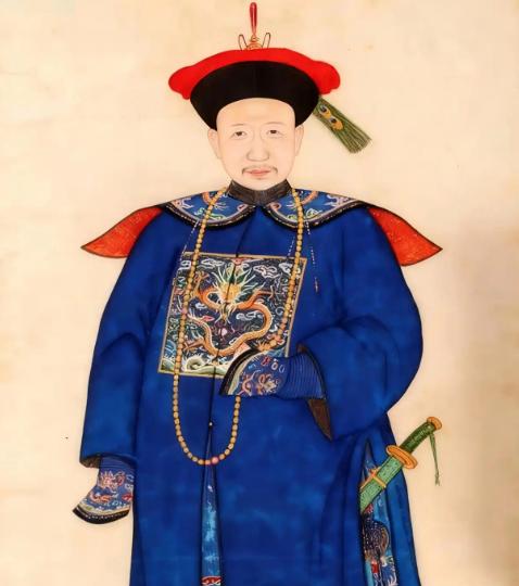 和珅临死前才明白，乾隆不杀他根本不是因为宠信，而是留给他儿子立威。乾隆是中国