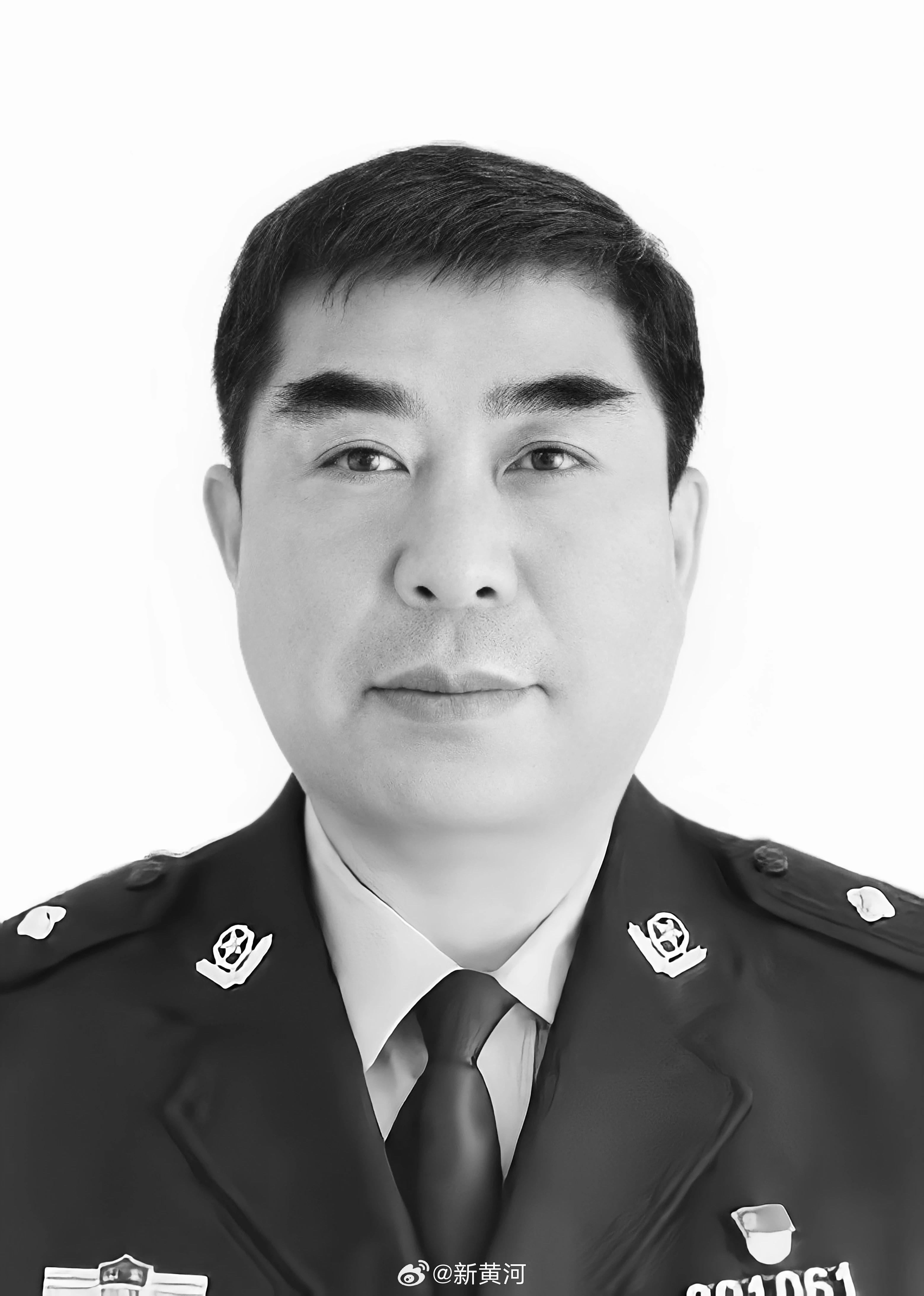 【#山东一交警大年初九因公牺牲#】2025年2月6日，正月初九，大家依然沉浸在