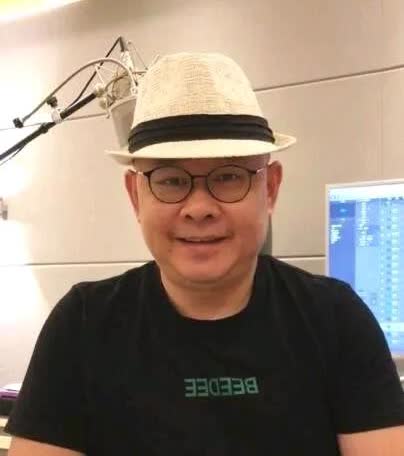 最近发现刀郎在国内很多排名、奖项都落榜了，一开始感到很意外，但仔细想想，这是必然