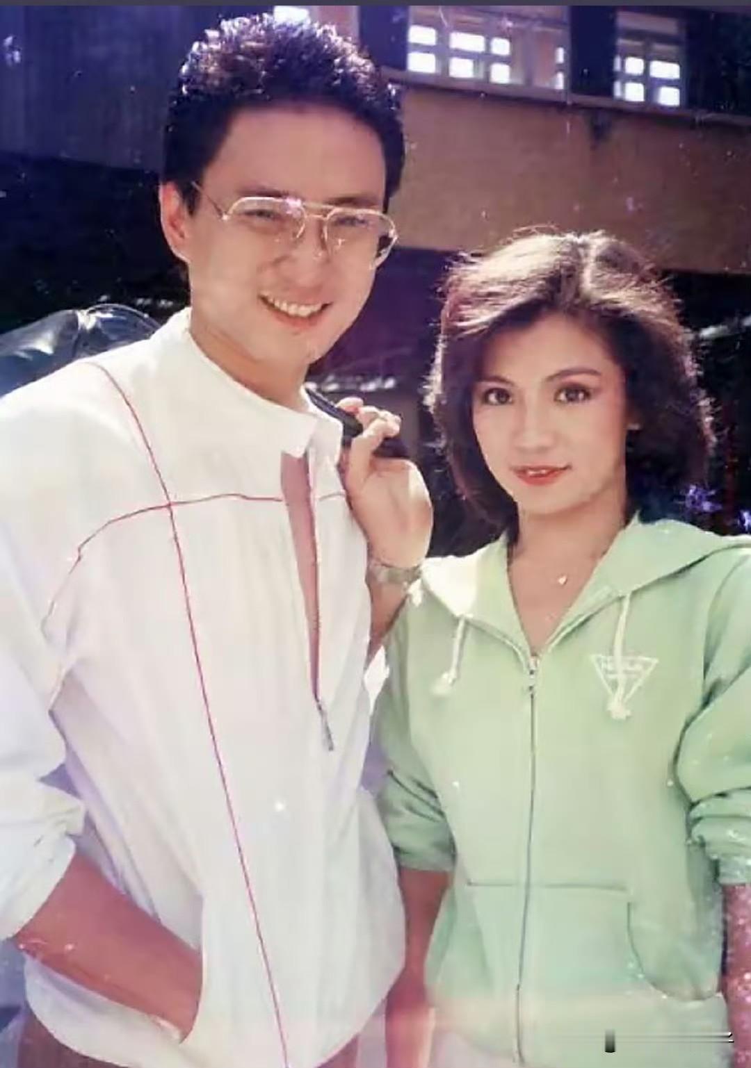 汤镇业回应翁美玲自杀！1月2日，据媒体报道，汤镇业接受采访，回应翁美玲自杀，看