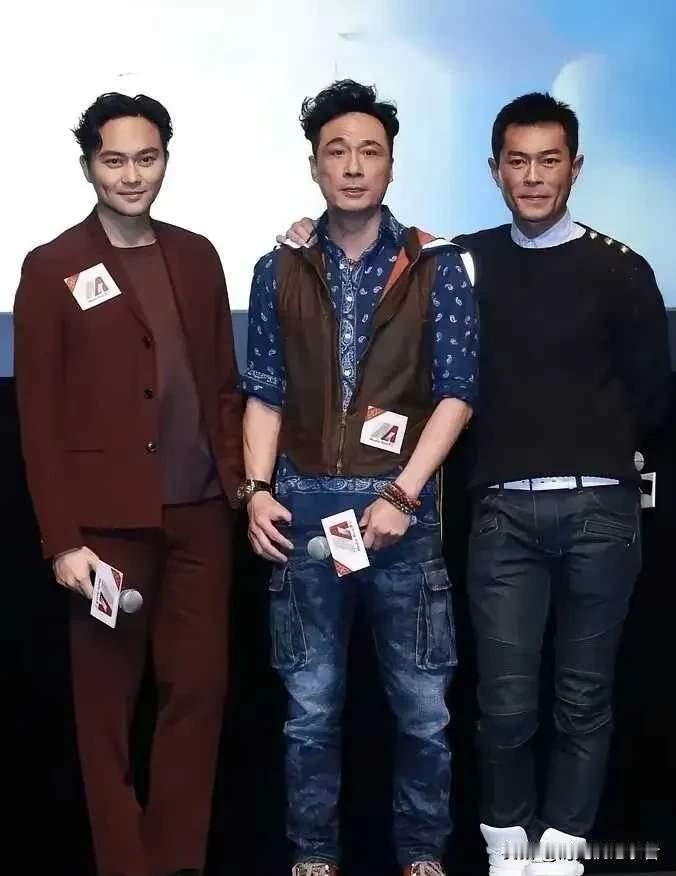 古天乐比张智霖大一岁，真的不是谁年轻帅气就一直帅气，曾经古天乐比张智霖看起来帅气