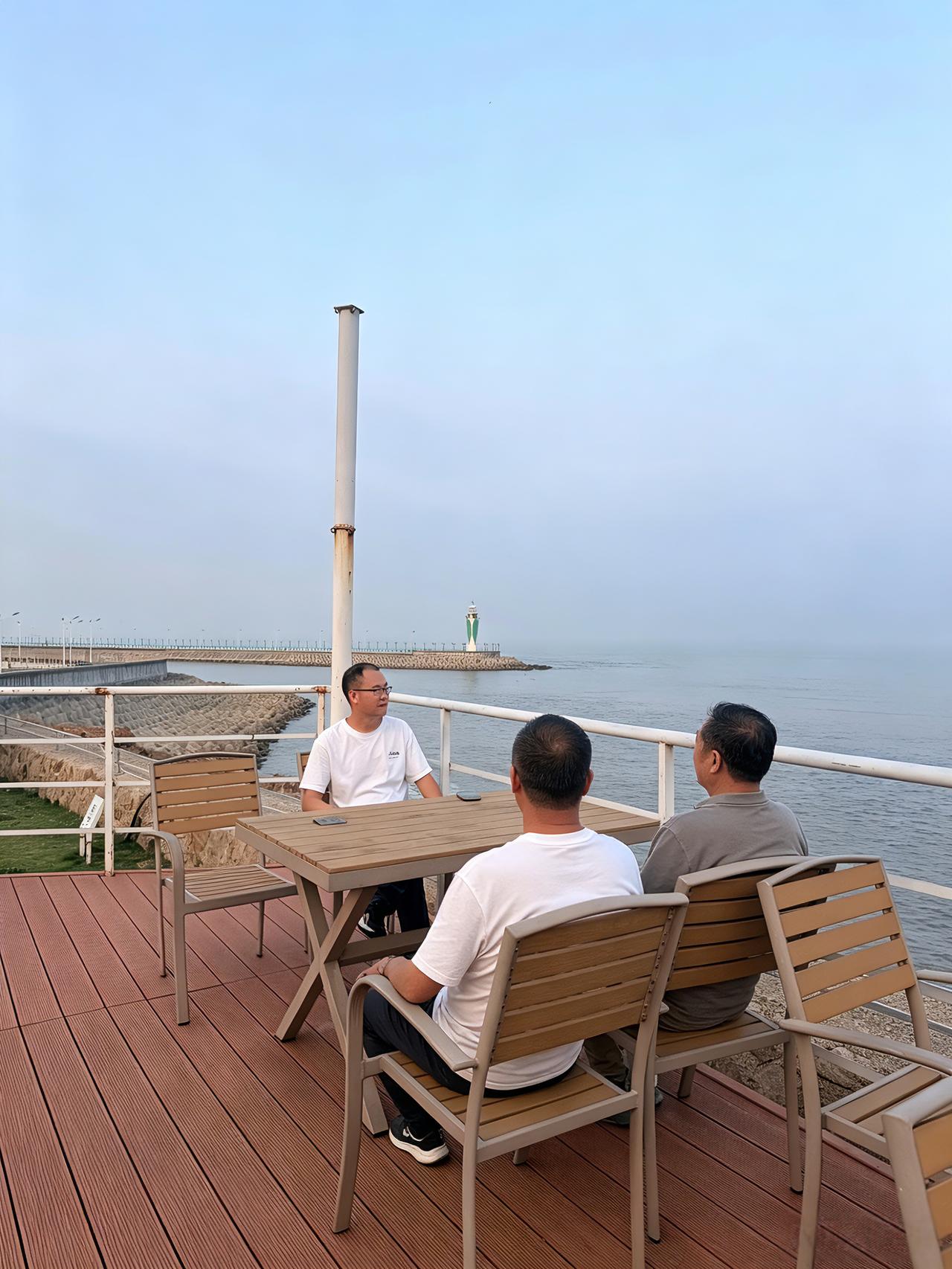 交易最难的,从来不是学不会技术,而是练不出赢家气场.　　这些年我带过不少学员,