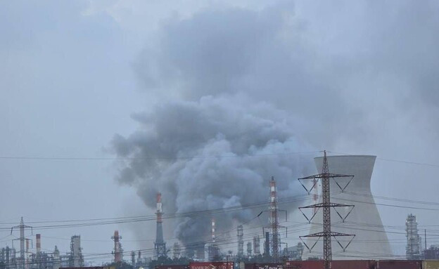 伊朗真是越来越上道了，首次袭击了以色列炼油厂和发电厂！不得不说，伊朗这表现的越来