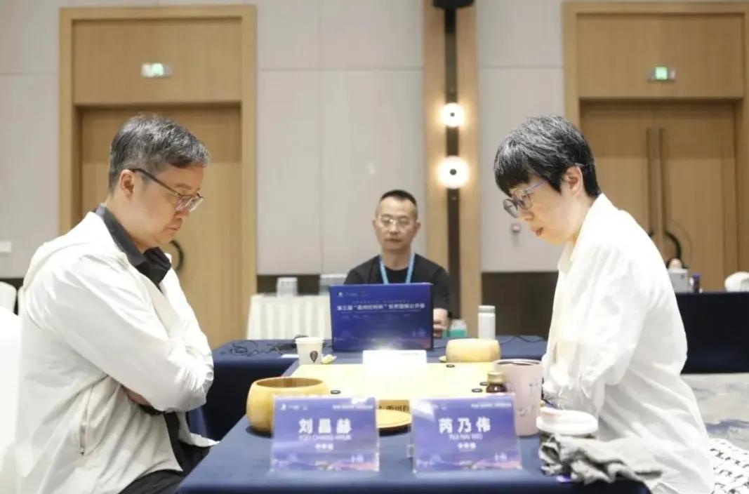 渐入佳境的烂柯杯预选赛~韩国四女将过关公开组产生四强第3届烂柯杯世界
