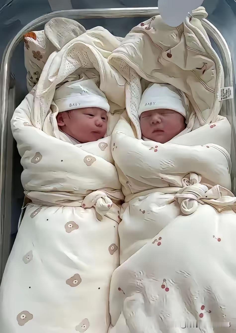 当所有婴儿顺利以那阴道爬出来，就算得到了新出，将成为人，但有多少人就在那儿卡死