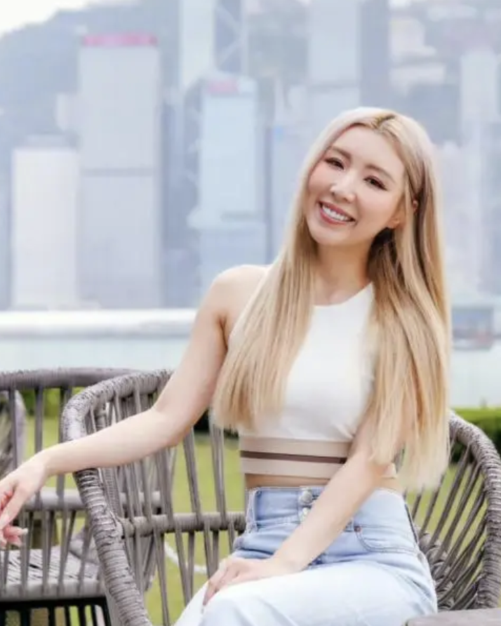 谭嘉仪离巢TVB后回应传闻，富贵形象背后的真相
