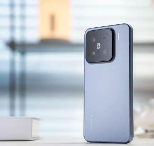 旗舰手机“半价清仓”现象的经济学审视——以小米15（16GB+512GB）从49