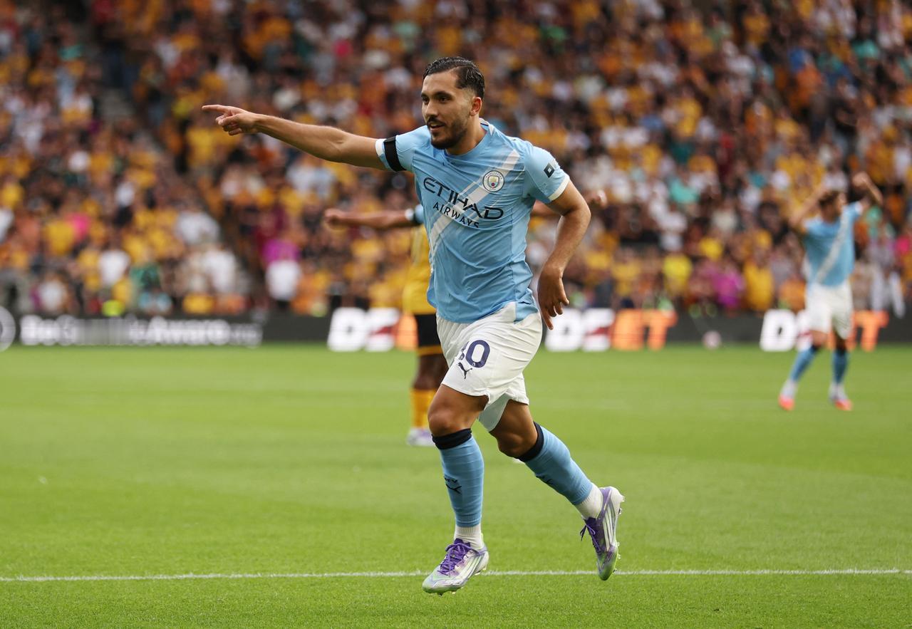 切尔基在曼城防守并不懒，高位逼抢抢下来好多球，退防跟人也很积极。天才，绝对的天才