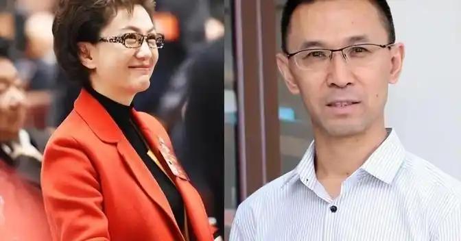 27岁的海霞去敬一丹家吃顿便饭，推门撞见大自己11岁的清华教授罗永章。这位留美回