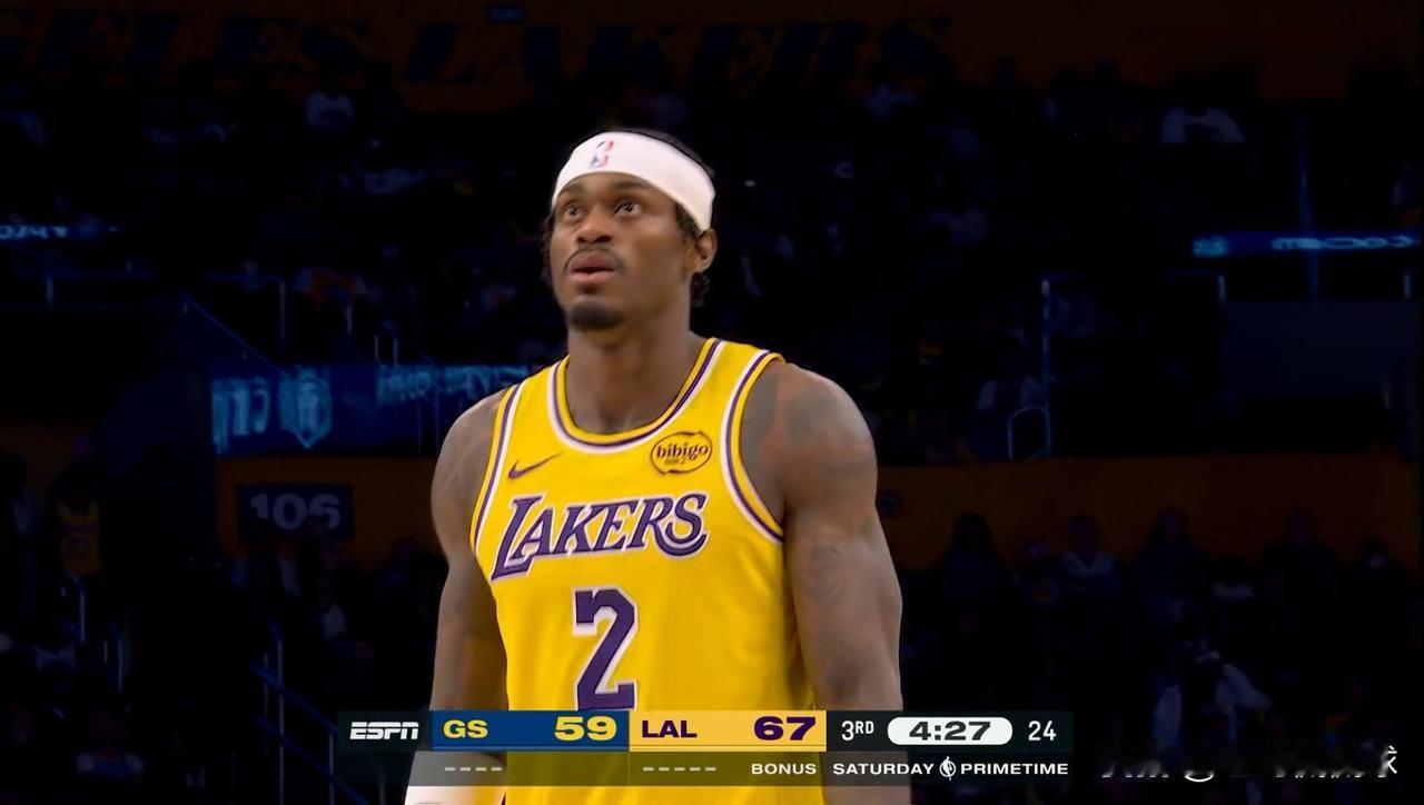 我必须要怒赞湖人悍将范德比尔特！在今天湖人主场以105：99战胜勇士的比赛中，范