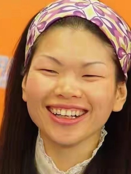 43岁吕燕貌美如花，63岁法国老公已萎缩，然而却嘲笑她身材肥胖？