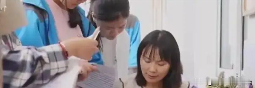 高中学习，到底比的是思维还是拼规？这是许多学生、家长甚至老师心中的疑问。有人