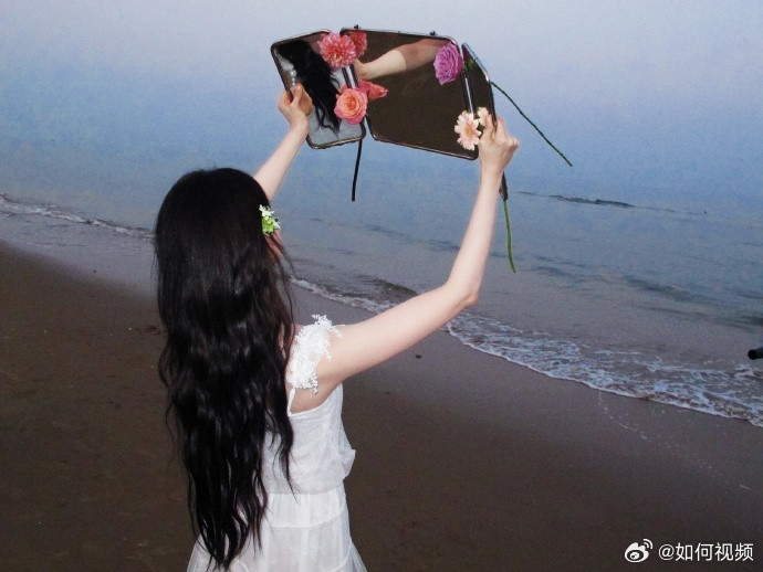 祝绪丹好美一张脸祝绪丹海边美我一大跳好美一张脸，祝绪丹海边美我一大跳​​​