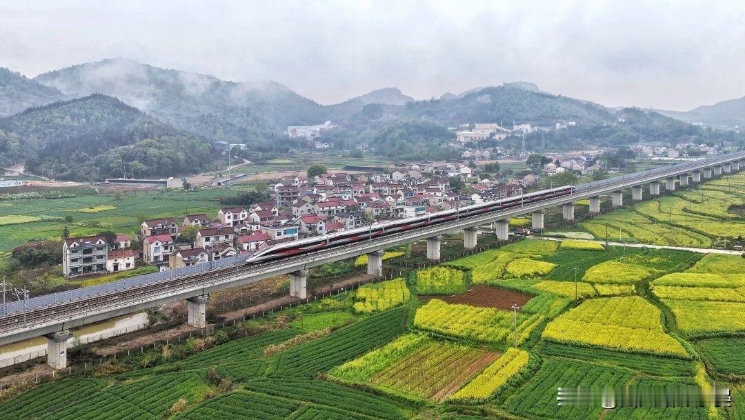 大手笔！前4月全国铁路投资超2000亿，多条新高铁即将通车今年国内铁路建设进