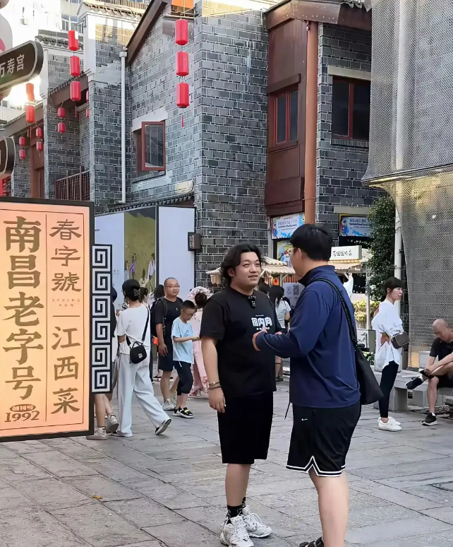 这是夏雨？怪不得没人找他拍戏了！