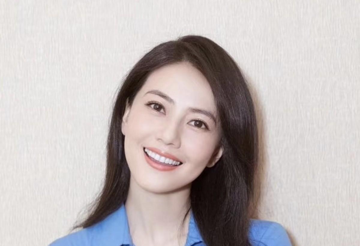 高圆圆，高调发文！6月9日，一向低调的高圆圆，突然冲上了热搜，原因是她发出了