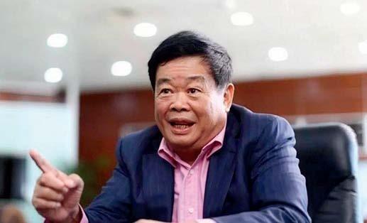 [点赞]1994年，曹德旺在法庭上指着庭长的鼻子说：我听说只要200万，你就能