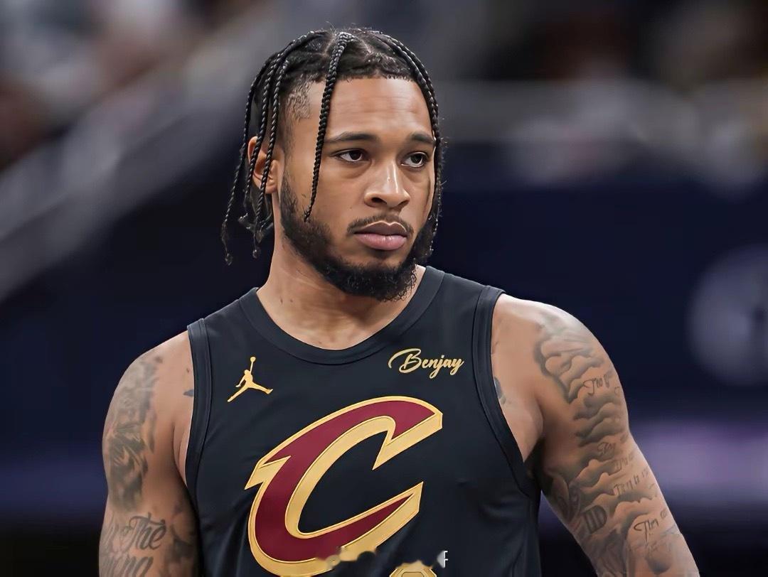 NBA最新三则动态，其中第三则令人费解：1.湖人意向乐福：在库明加离队及詹姆斯