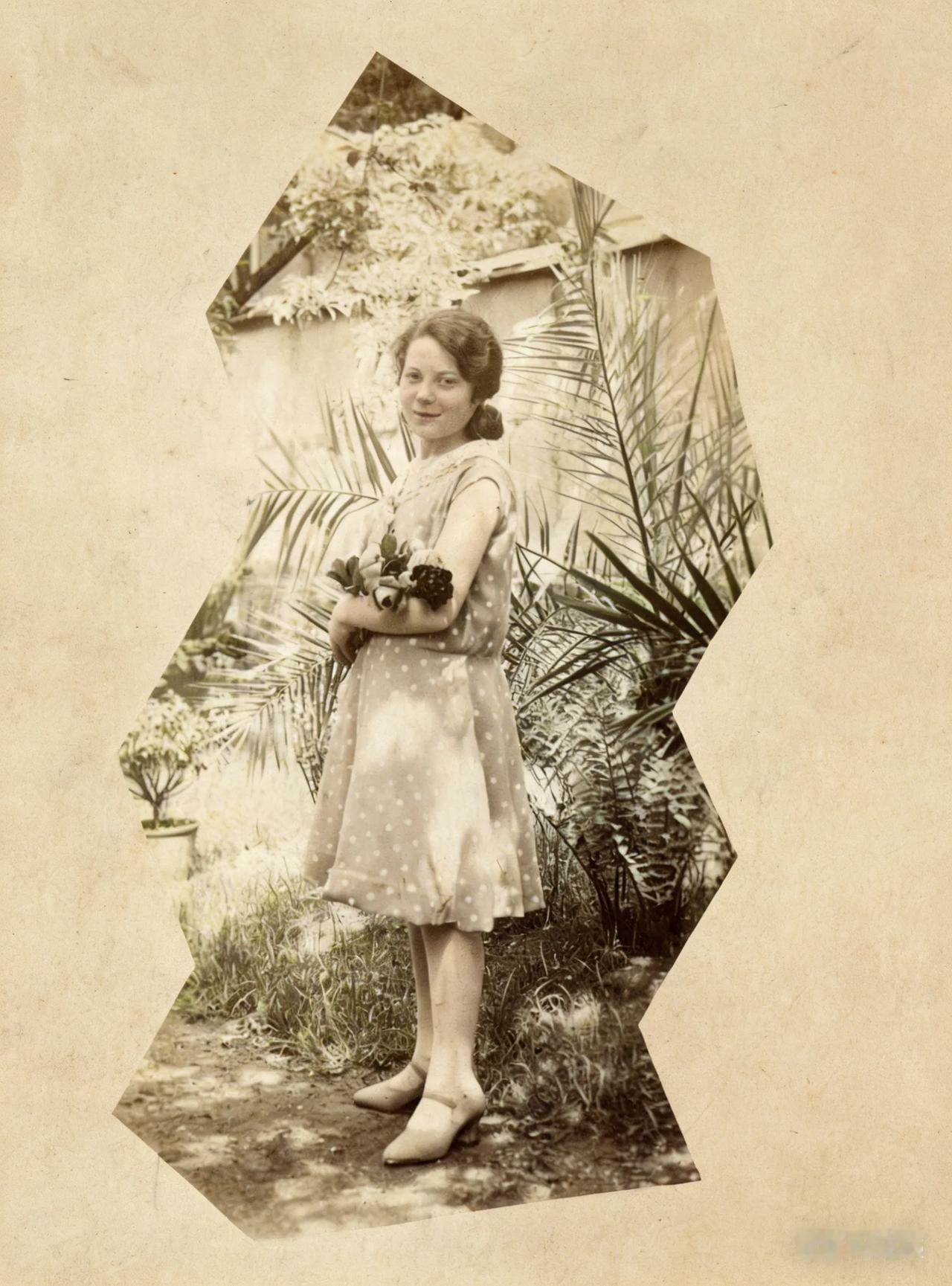 千万别低估了民国时期中国人在海外的形象！这些照片是笔者外公太从欧洲带回。斯人已