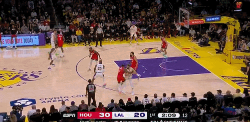 圣诞湖火大战，湖人20分惨败火箭，詹姆斯场上效率值-33，所有球员中最低……问题