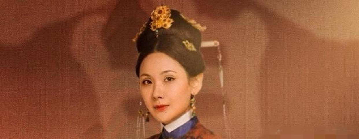 1425年，朱高炽快不行的时候，跟张皇后交代：我想要五个女人陪我一起走。张皇后点