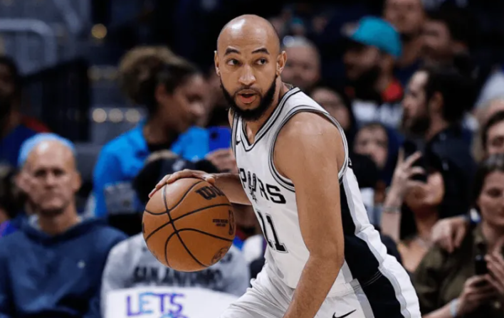 马刺队记更新社媒，公布了后卫乔丹-麦克劳克林的相关伤情。马刺官方宣布：麦克劳克