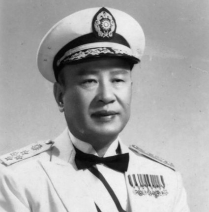 1950年，白崇禧跑到台湾后，发现部下朱怀冰与他是邻居，就去看他，哪知一进门，就