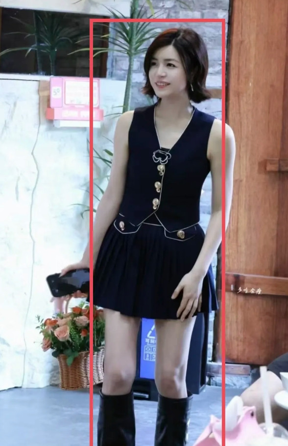 突然就不理解陈晓了陈妍希线下竟然长这样！陈妍希线下生图真的是太美了！