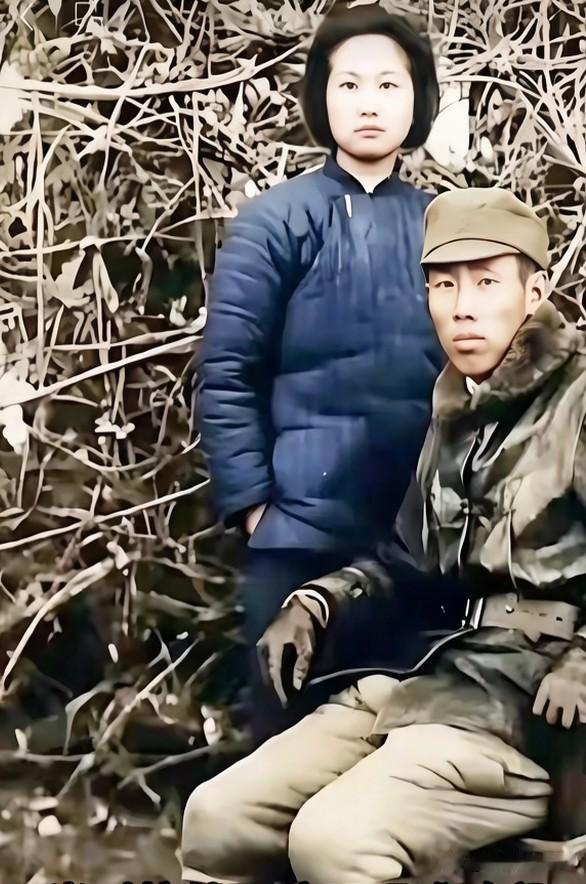 1949年5月15日，在解放上海月浦攻坚战中，他的指挥所遭敌军炮火击中，壮烈牺牲