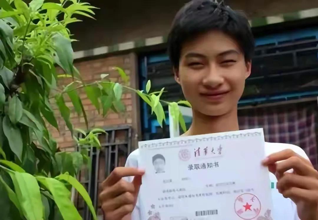 认识庞众望，源于他的励志故事，他的故事让我们过目不忘，更是我们学习的榜样，从他身