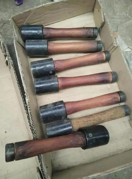 木柄手榴弹为什么被淘汰？1979年中越边境，硝烟弥漫的战场上，一名身材瘦小的