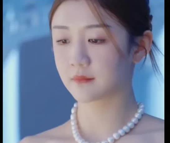这身打扮，谁会想到她是一名乒乓球运动员！双奥运冠军得主，三位奥运双冠