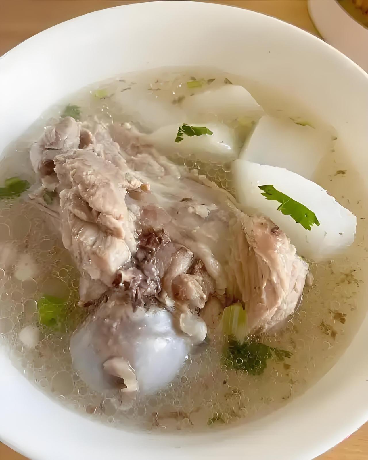 高血压五年多的我，今天给大家说句实话:骨头汤喝的越多，血压越高！我患高血压