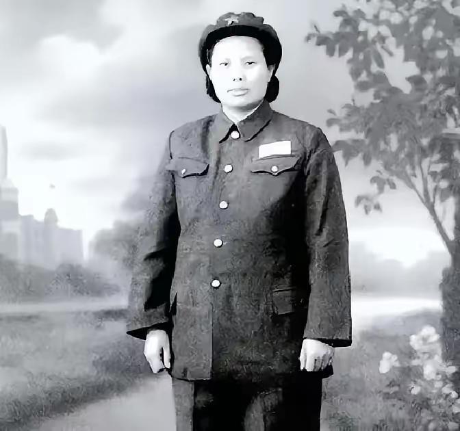 51年洪学智妻子寻女无果，精疲力竭时到一家农户歇脚，老太太突然高升大喊：你要找的