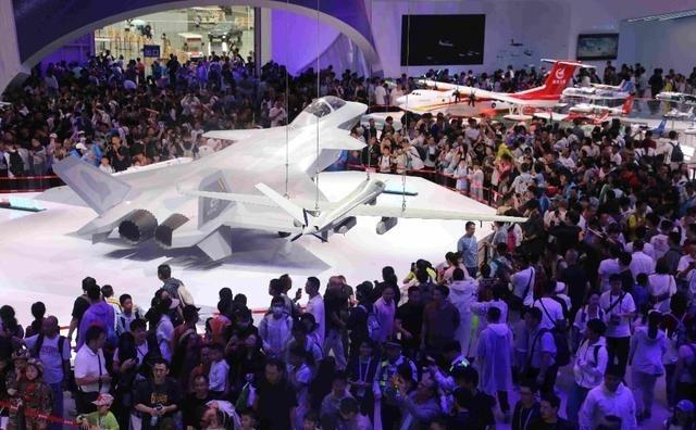 中国又一次推开了令西方感到忌惮的新大门！10月13日，2026珠海航展正式对外公