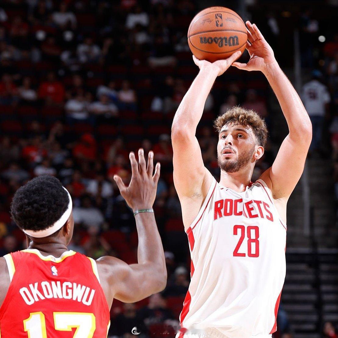 NBA25-26赛季火箭季前赛第一场，全场比赛结束，火箭122-113老鹰，取得