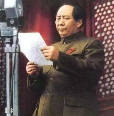 毛主席除了考虑周恩来担任总理之外，还心中另有人选，经过商议大家都认可，他究竟看中