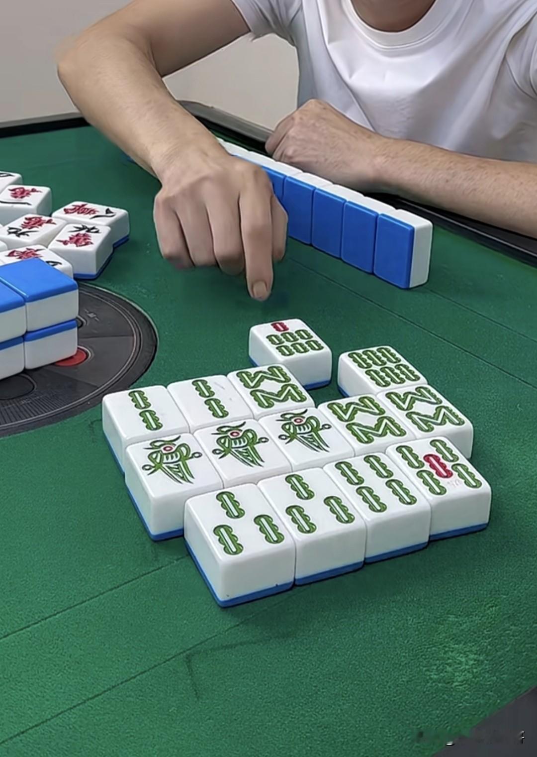 这把牌是真胡了，还是诈胡？