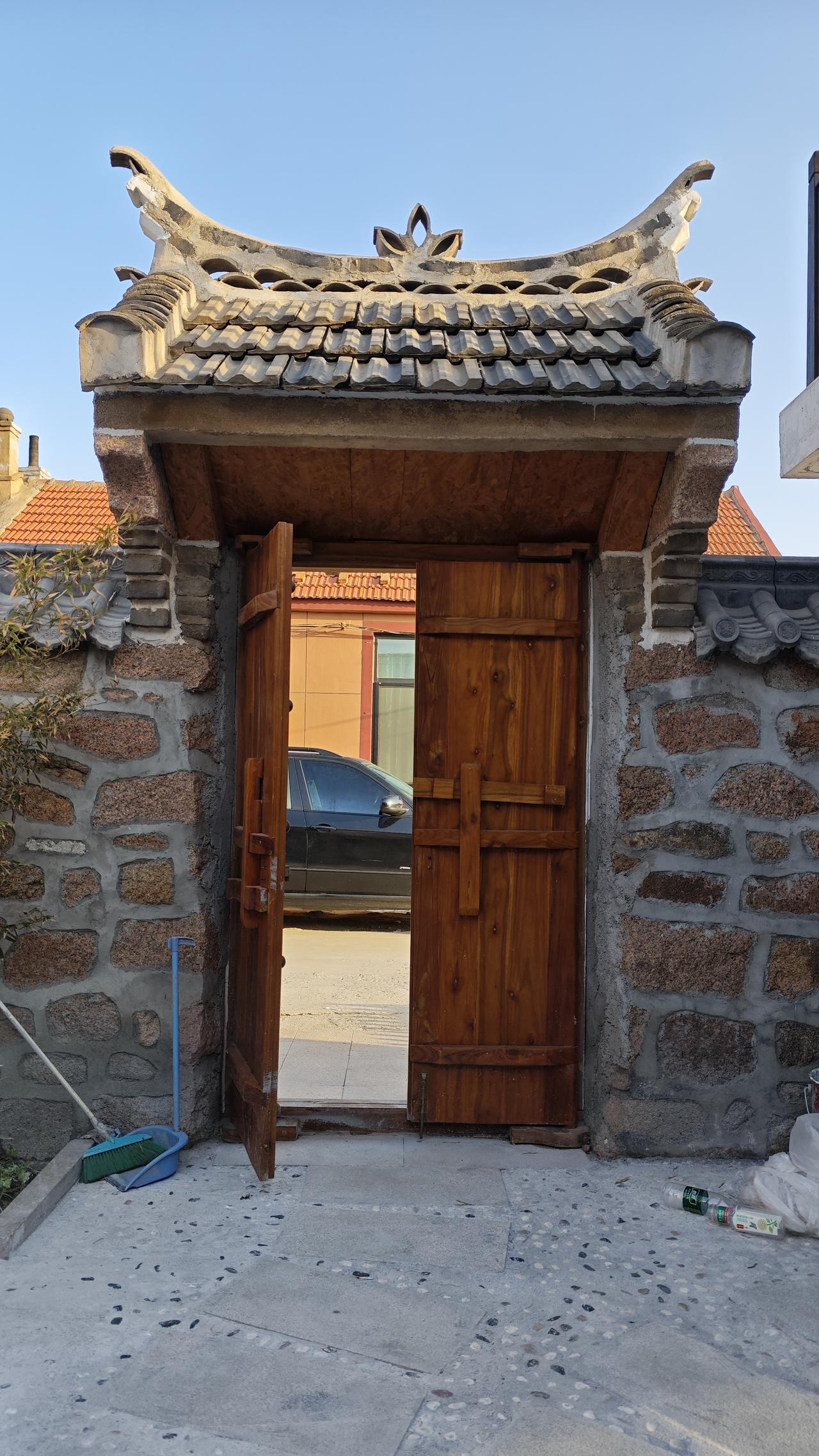 这是三个年轻人花二十几个w买下的乡下小院，问了一下装修费，吓了我一跳……你们猜猜