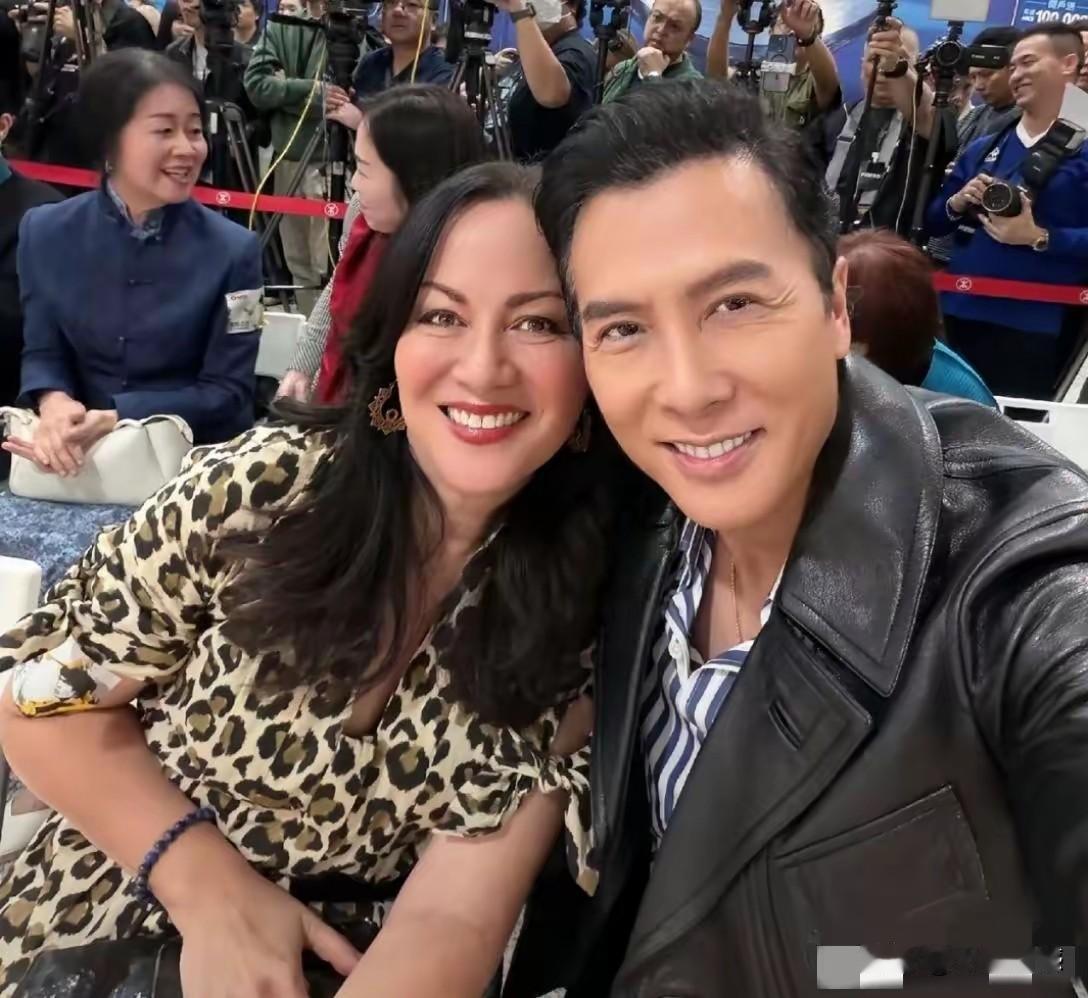 李小龙的女儿，也50多岁了，从长相上看，看不到他父亲的影子，因为她是个混血儿，更