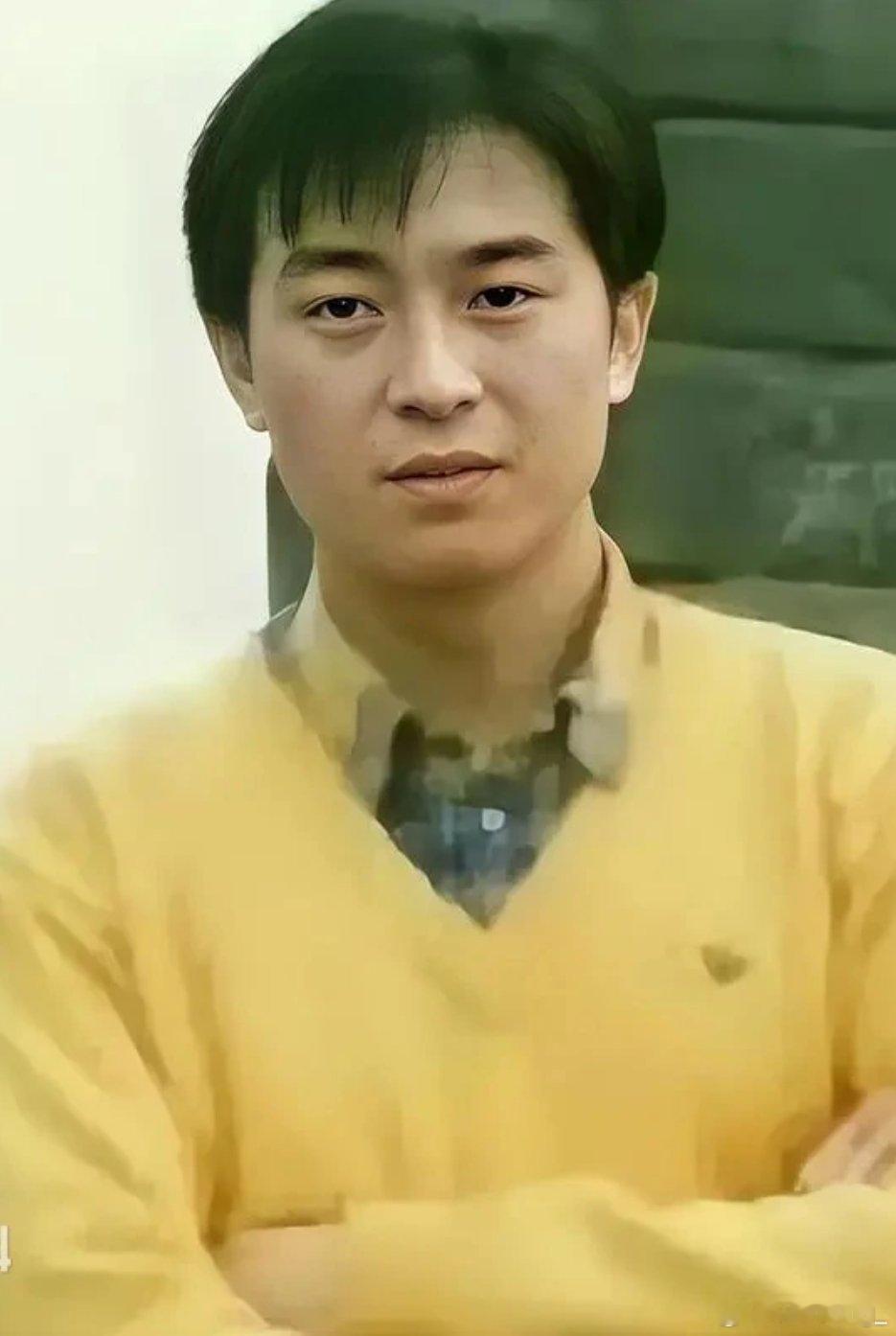 这是拍《白鹿原》的照片，女的是冷秋月的扮演者南吉，何冰，张嘉益，孙浩。张嘉益拍的戏能的话都把孙浩带着