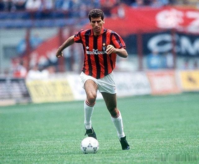 塔索蒂去哪了？记得00/01赛季扎切罗尼下课的时候，他还和老马尔蒂尼一起执教过