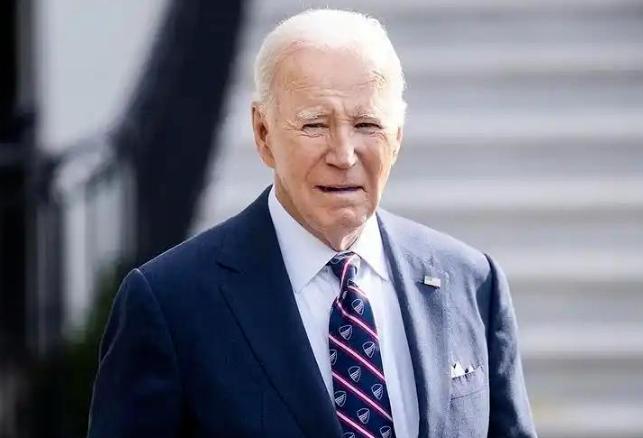 美国前总统拜登卸任不到四个月确诊侵袭性前列腺癌，癌细胞已扩散至骨骼。8月8日，其